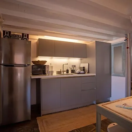 Cosy Boheme Retreat With Sea Views Holiday home *