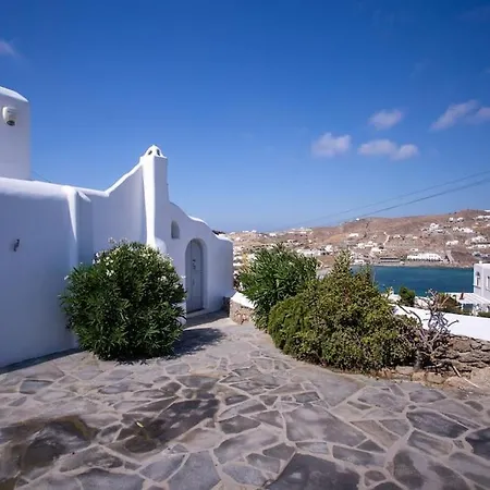 Cosy Boheme Retreat With Sea Views *