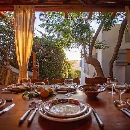 Cosy Boheme Retreat With Sea Views Semesterbostad Mykonos Town